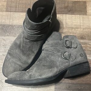 Boots Born Grey | women’s Ankle Boots.sz 9.5